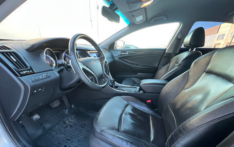 Hyundai Sonata VI, 2011 год, 1 112 000 рублей, 15 фотография