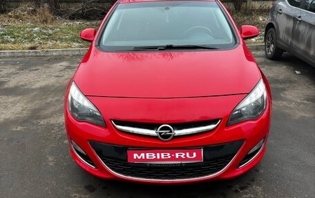 Opel Astra J, 2013 год, 900 000 рублей, 1 фотография
