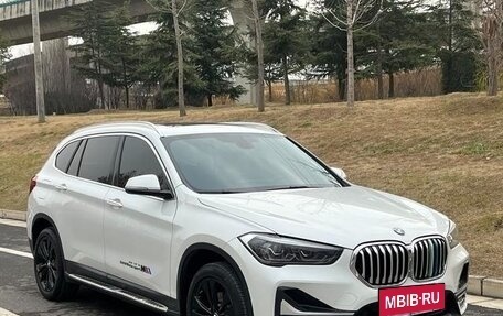 BMW X1, 2021 год, 2 100 000 рублей, 3 фотография