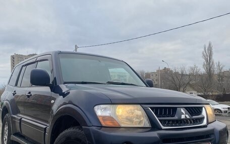 Mitsubishi Pajero III рестайлинг, 2003 год, 700 000 рублей, 1 фотография