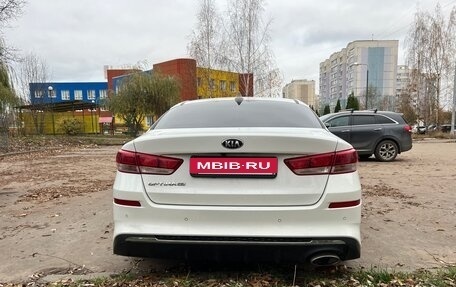 KIA Optima IV, 2018 год, 1 350 000 рублей, 8 фотография