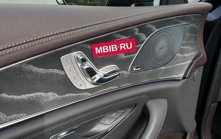 Mercedes-Benz CLS, 2021 год, 7 500 000 рублей, 5 фотография