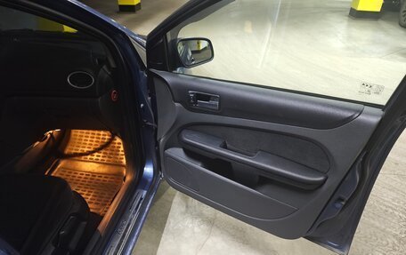 Ford Focus II рестайлинг, 2006 год, 370 000 рублей, 21 фотография