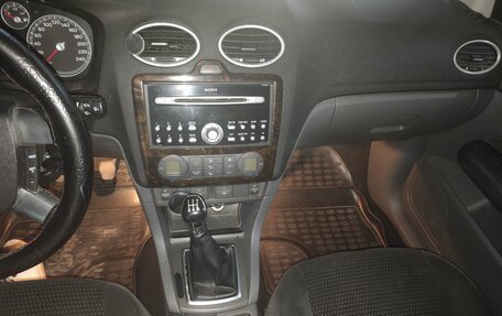 Ford Focus II рестайлинг, 2006 год, 370 000 рублей, 17 фотография