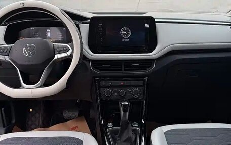 Volkswagen Tharu, 2025 год, 1 900 000 рублей, 6 фотография