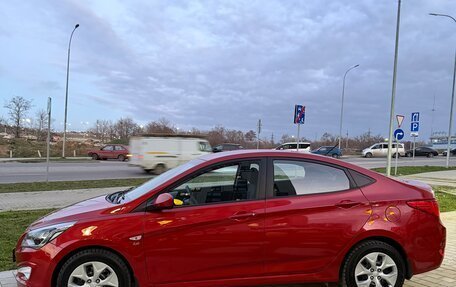 Hyundai Solaris II рестайлинг, 2015 год, 1 160 000 рублей, 2 фотография