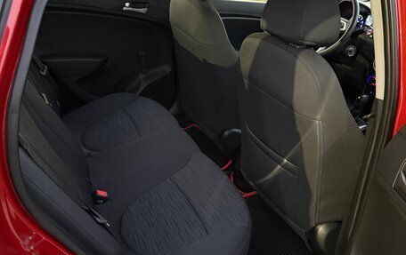 Hyundai Solaris II рестайлинг, 2015 год, 1 160 000 рублей, 22 фотография