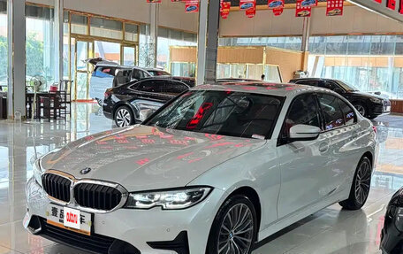 BMW 3 серия, 2021 год, 2 640 000 рублей, 1 фотография