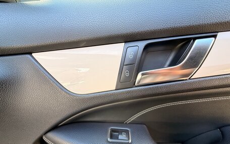 Mercedes-Benz C-Класс, 2011 год, 1 680 000 рублей, 24 фотография