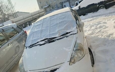 Honda Fit III, 2006 год, 300 000 рублей, 1 фотография
