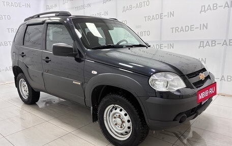 Chevrolet Niva I рестайлинг, 2017 год, 650 000 рублей, 3 фотография