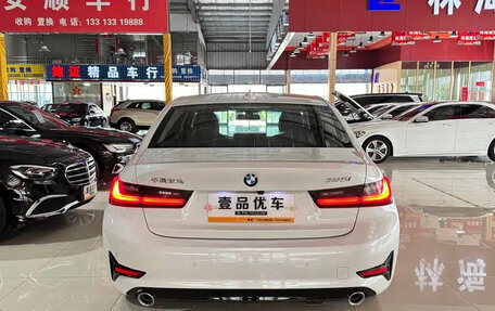 BMW 3 серия, 2021 год, 2 640 000 рублей, 13 фотография