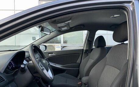 Hyundai Solaris II рестайлинг, 2013 год, 899 000 рублей, 18 фотография