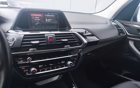 BMW X3, 2018 год, 3 090 000 рублей, 22 фотография