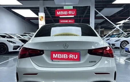 Mercedes-Benz A-Класс, 2023 год, 2 020 000 рублей, 6 фотография