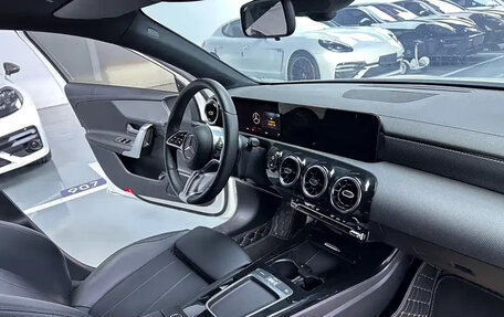 Mercedes-Benz A-Класс, 2023 год, 2 020 000 рублей, 20 фотография