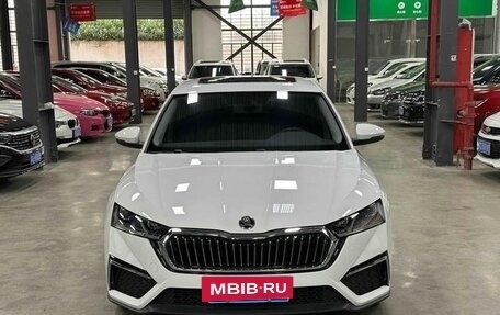 Skoda Octavia IV, 2022 год, 1 770 000 рублей, 2 фотография