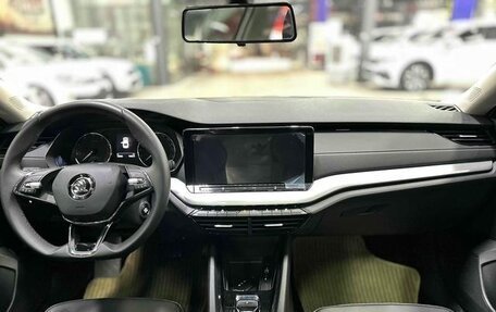 Skoda Octavia IV, 2022 год, 1 770 000 рублей, 8 фотография