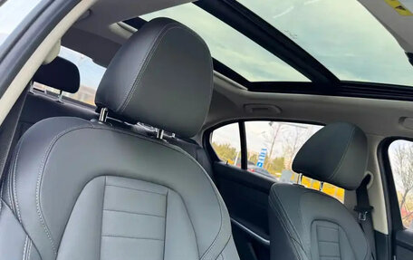 BMW 3 серия, 2020 год, 2 700 000 рублей, 15 фотография