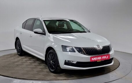 Skoda Octavia, 2018 год, 1 370 000 рублей, 3 фотография