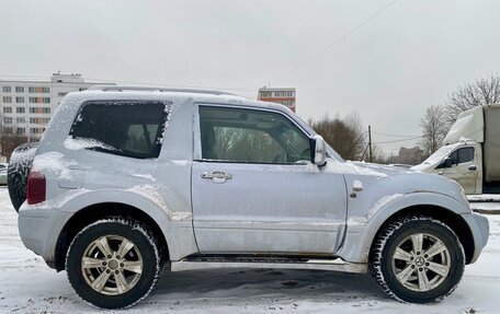 Mitsubishi Pajero III рестайлинг, 2006 год, 530 000 рублей, 3 фотография