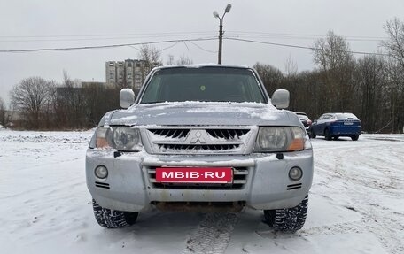 Mitsubishi Pajero III рестайлинг, 2006 год, 530 000 рублей, 7 фотография