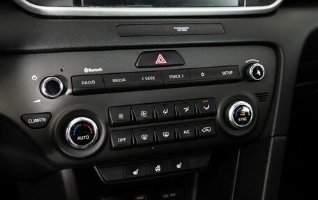 KIA Sportage IV рестайлинг, 2020 год, 2 000 000 рублей, 13 фотография