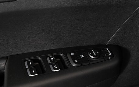 KIA Sportage IV рестайлинг, 2020 год, 2 000 000 рублей, 20 фотография