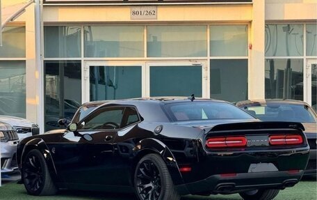 Dodge Challenger III рестайлинг 2, 2023 год, 15 250 000 рублей, 2 фотография