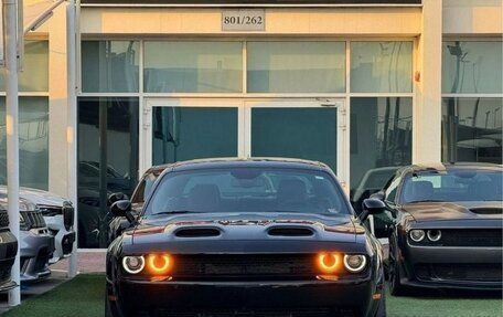 Dodge Challenger III рестайлинг 2, 2023 год, 15 250 000 рублей, 3 фотография