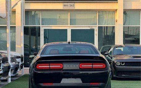 Dodge Challenger III рестайлинг 2, 2023 год, 15 250 000 рублей, 5 фотография