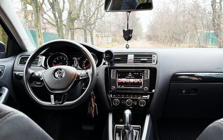 Volkswagen Jetta VI, 2015 год, 1 470 000 рублей, 8 фотография