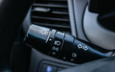 Hyundai Solaris II рестайлинг, 2015 год, 999 000 рублей, 11 фотография