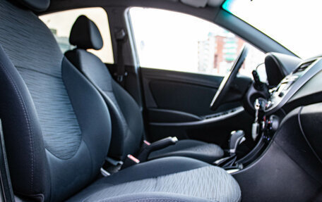 Hyundai Solaris II рестайлинг, 2015 год, 999 000 рублей, 20 фотография