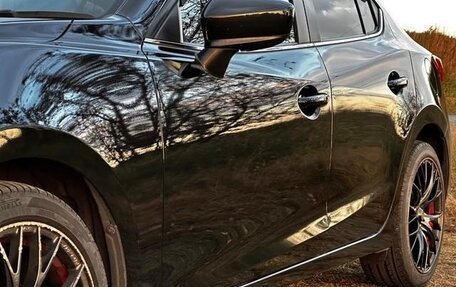 Mazda Axela, 2015 год, 998 000 рублей, 23 фотография