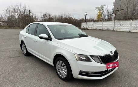 Skoda Octavia, 2018 год, 1 200 000 рублей, 2 фотография