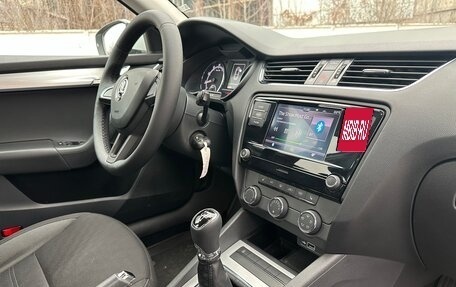 Skoda Octavia, 2018 год, 1 200 000 рублей, 15 фотография