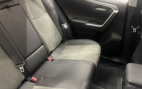 Toyota RAV4, 2025 год, 4 099 000 рублей, 19 фотография