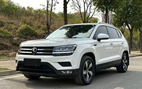 Volkswagen Tharu, 2022 год, 1 470 000 рублей, 2 фотография