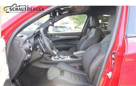 Alfa Romeo Stelvio, 2025 год, 15 550 000 рублей, 7 фотография