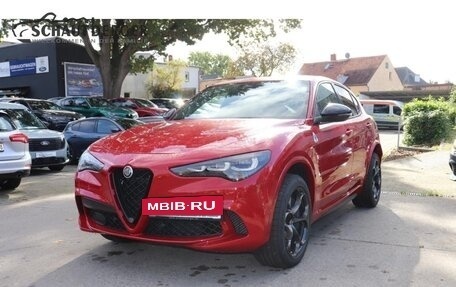 Alfa Romeo Stelvio, 2025 год, 15 550 000 рублей, 3 фотография