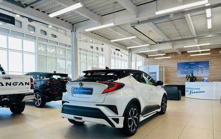 Toyota C-HR I рестайлинг, 2019 год, 2 149 900 рублей, 6 фотография