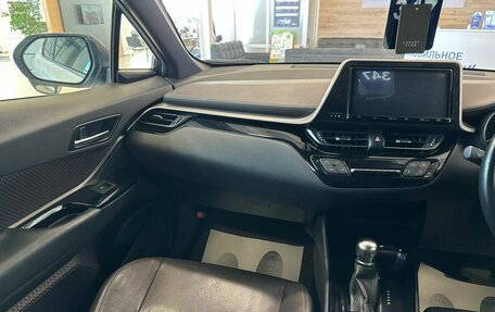 Toyota C-HR I рестайлинг, 2019 год, 2 149 900 рублей, 14 фотография