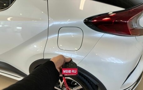 Toyota C-HR I рестайлинг, 2019 год, 2 149 900 рублей, 23 фотография