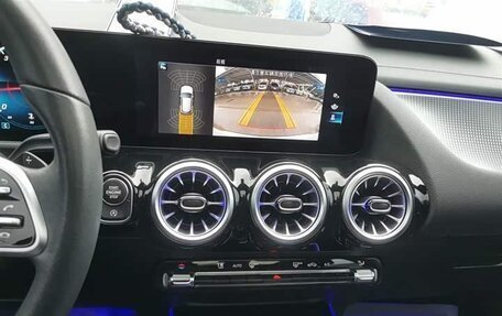 Mercedes-Benz GLA, 2021 год, 1 890 001 рублей, 11 фотография