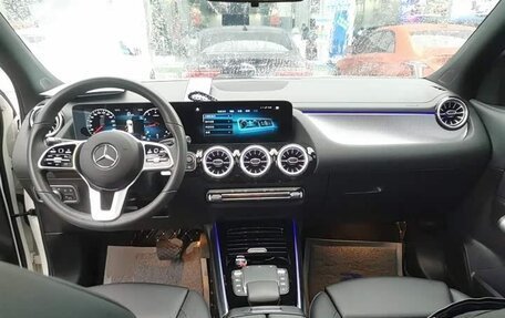 Mercedes-Benz GLA, 2021 год, 1 890 001 рублей, 14 фотография