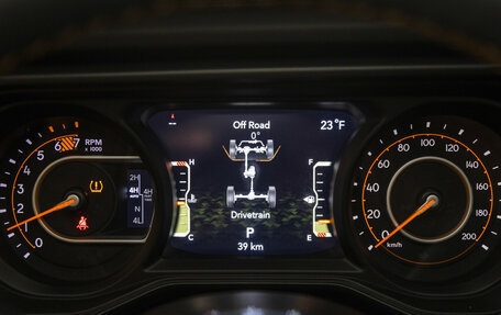 Jeep Wrangler, 2023 год, 7 600 000 рублей, 7 фотография