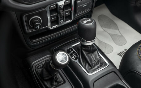 Jeep Wrangler, 2023 год, 7 600 000 рублей, 11 фотография