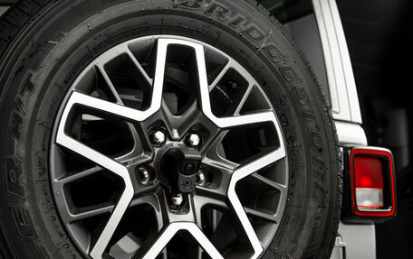 Jeep Wrangler, 2023 год, 7 600 000 рублей, 10 фотография