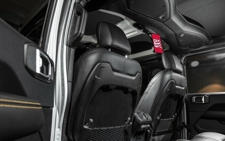 Jeep Wrangler, 2023 год, 7 600 000 рублей, 15 фотография